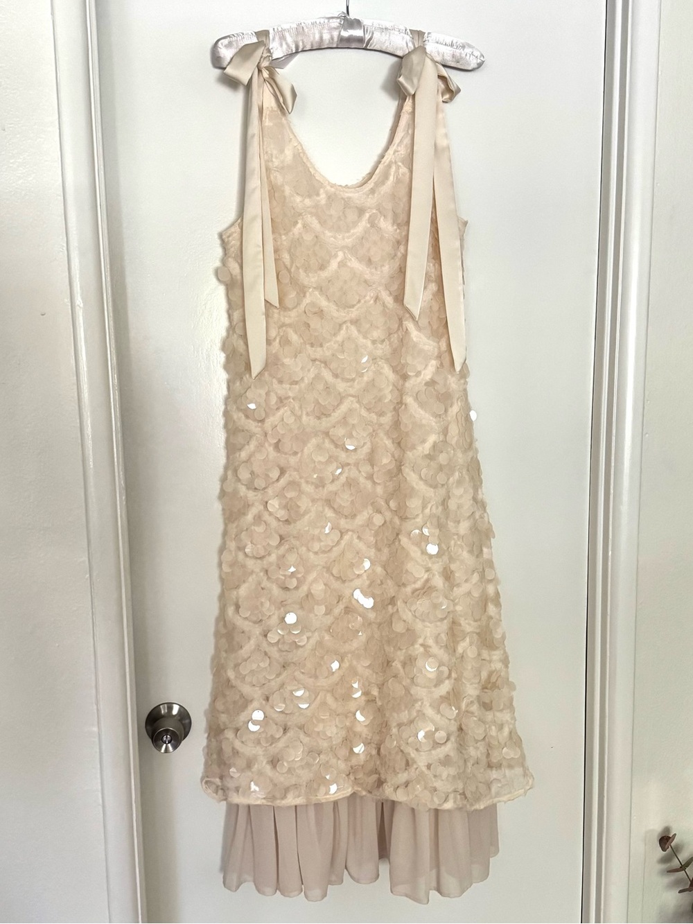Anthropology’s En Saison Ivory Sequin Midi Maxi Dress with Satin Bow Tie - Picture 2 of 6